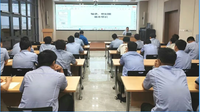 【精密裝備】充電賦能 開展一線青年員工技能培訓